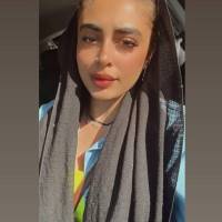 خانم اکبری پروفایل